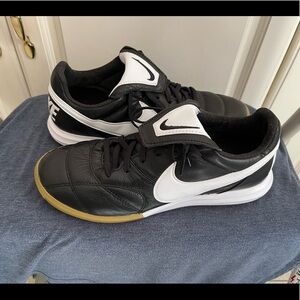Nike Premier II Indoor/Court Shoes